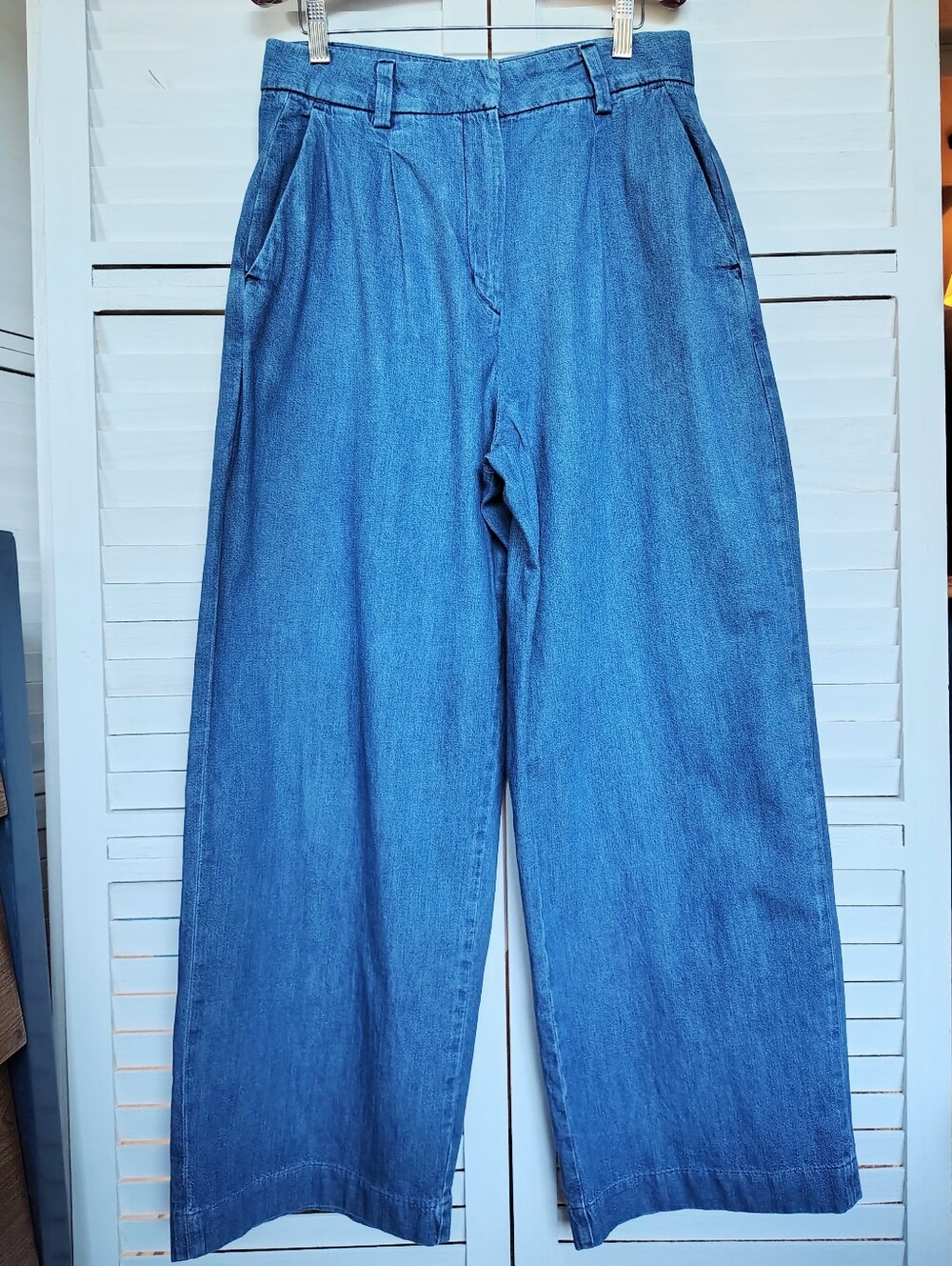 Old Navy Wide Leg Extra High Rise Adjustable Waist jeans